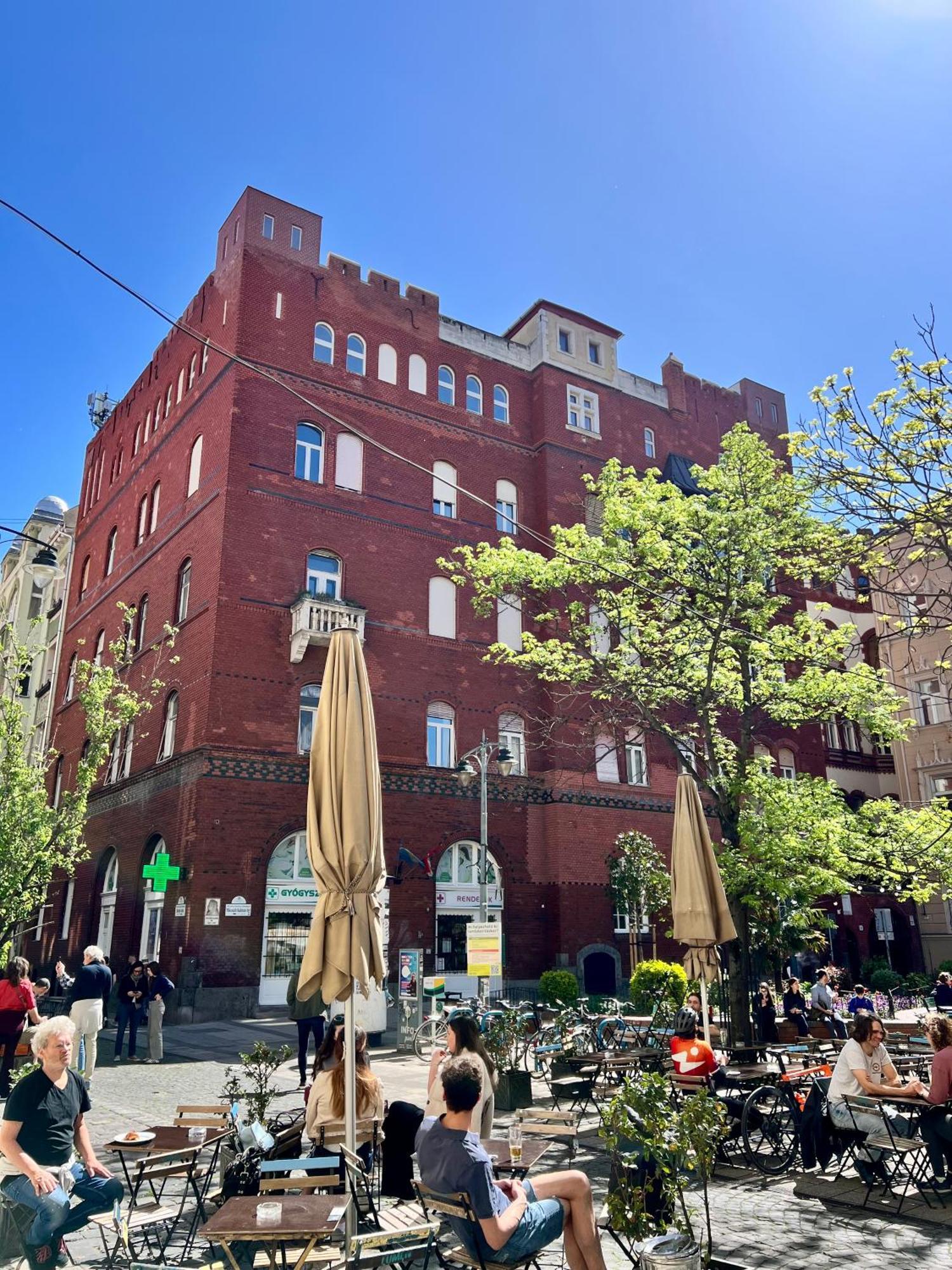 Cedar Inn Budapest - Palace District エクステリア 写真